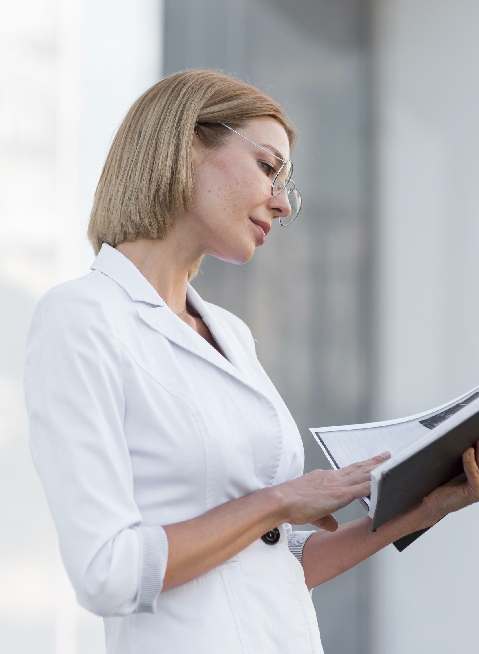 Управленцам клиник со стажем менее 1 года