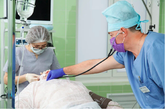 Как оплачивать труд врача в частной клинике и мотивировать его приносить прибыль?